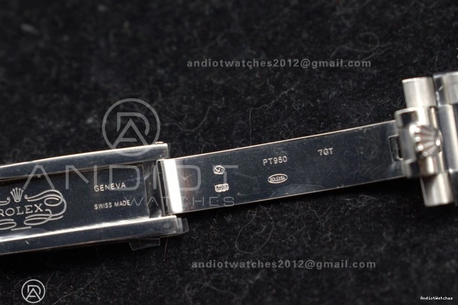 A Weight Crystal Black Dial 40 GSF on Bracelet SS Gain DayDate 718 President Bright 1002